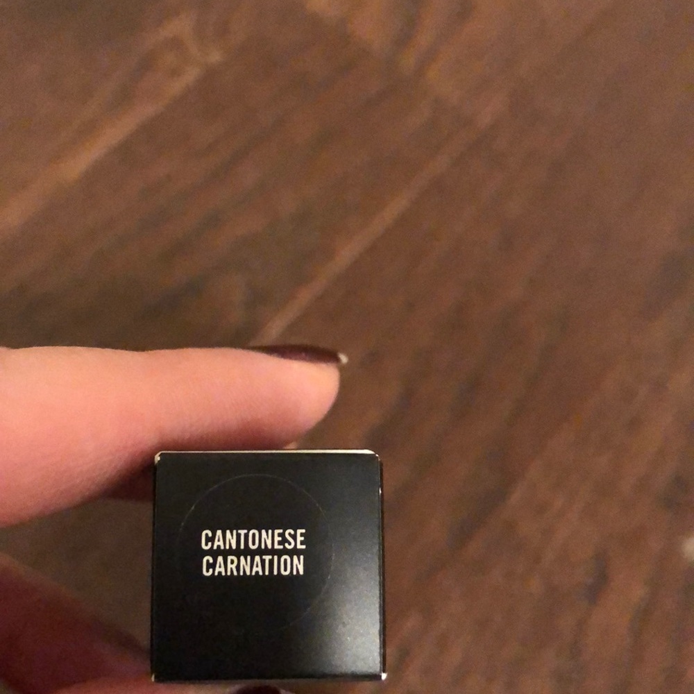 MAC lipstick - Picture 2 of 2